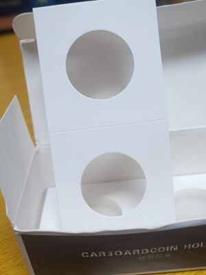 SCATOLA DA 50 CARTONCINO OBLO' NUOVI PER MONETE DA 2 EURO DIAMETRO 27,5mm