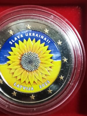 2 EURO 2023 LETTONIA GIRASOLE COLORATA PACE IN UCRAINA FDC