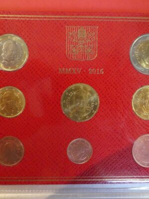 VATICANO DIVISIONALE PAPA FRANCESCO 2015 IN FOLDER UFFICIALE FDC